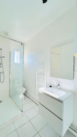 A VENDRE APPARTEMENT DE TYPE 2 LOUE- SECTEUR BORDEAUX VICTOIRE / CAPUCINS , Bordeaux A VENDRE APPARTEMENT DE TYPE 2 LOUE- SECTEUR BORDEAUX VICTOIRE / CAPUCINS , Bordeaux