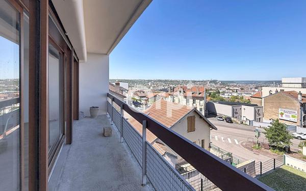 Appartement à louer    3 pièces •  Vandoeuvre-lès-Nancy