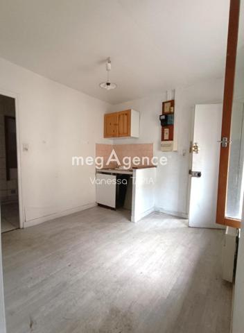 Appartement à ROMILLY-SUR-SEINE, 10100 - 2 pièces 40m²