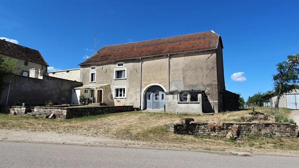 Maison en pierre 4 pièces de 120m² DAMPIERRE LES CONFLANS (70)