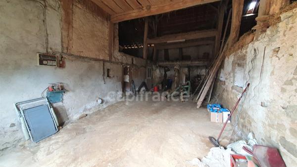 Maison en pierre 4 pièces de 120m² DAMPIERRE LES CONFLANS (70)