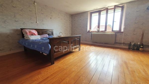 Maison en pierre 4 pièces de 120m² DAMPIERRE LES CONFLANS (70)