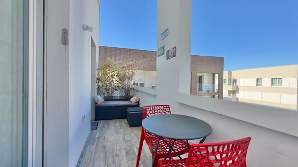 GARE RER DE JUVISY À 600M, DUPLEX DERNIER ÉTAGE AVEC BALCON ET PARKING