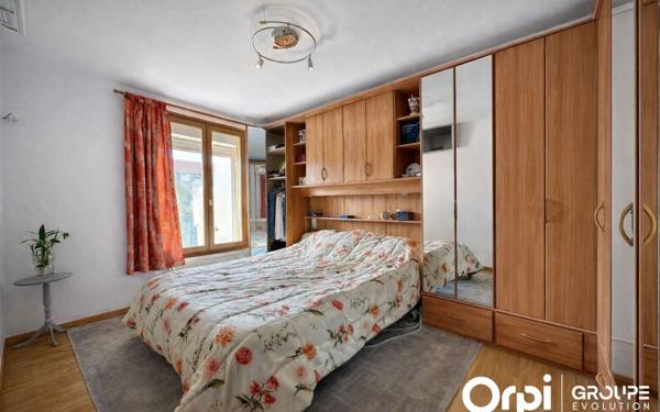 Maison à vendre    4 pièces • 86 m2 Alfortville