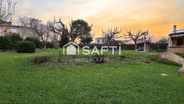 Maison en campagne aubagnaise avec grand terrain et piscine chauffée