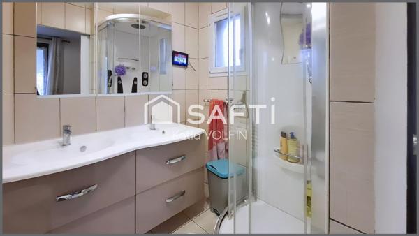 Maison en campagne aubagnaise avec grand terrain et piscine chauffée