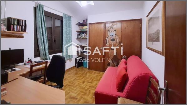 Maison en campagne aubagnaise avec grand terrain et piscine chauffée