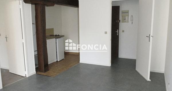 Location Appartement 2 pièces 33.2 m² - ÉTampes 91150