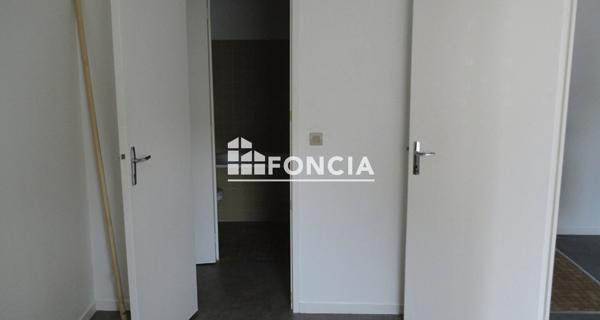 Location Appartement 2 pièces 33.2 m² - ÉTampes 91150