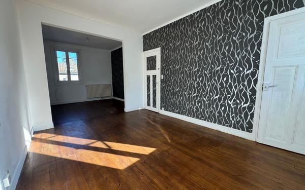 Appartement à louer    4 pièces • 103 m2 Saint-Just-en-Chaussée