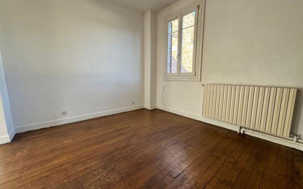 Appartement à louer    4 pièces • 103 m2 Saint-Just-en-Chaussée