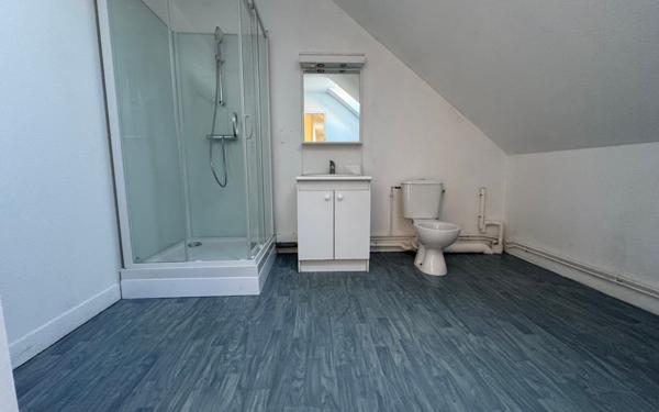 Appartement à louer    4 pièces • 103 m2 Saint-Just-en-Chaussée