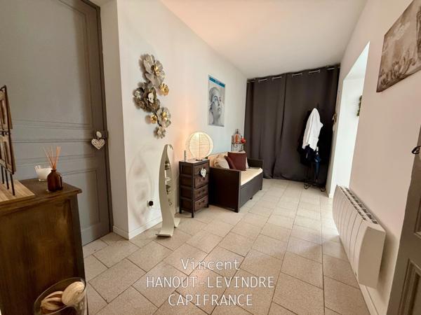 À vendre – Local commercial / Bureaux de 92 m² en excellent état – Hyper centre de Talmont-Saint-Hilaire