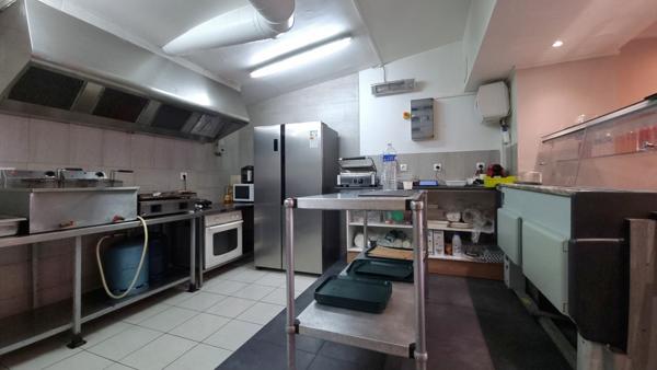 Fonds de commerce de 65m²