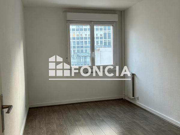 Location Appartement 2 pièces 55.88 m² - ENTREE A Orleans 45000