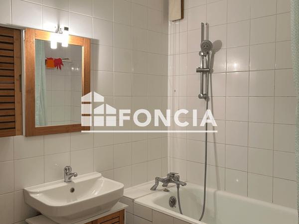 Location Appartement 2 pièces 55.88 m² - ENTREE A Orleans 45000