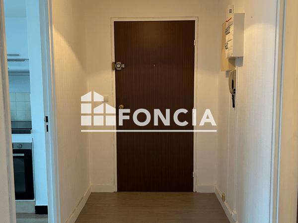 Location Appartement 2 pièces 55.88 m² - ENTREE A Orleans 45000