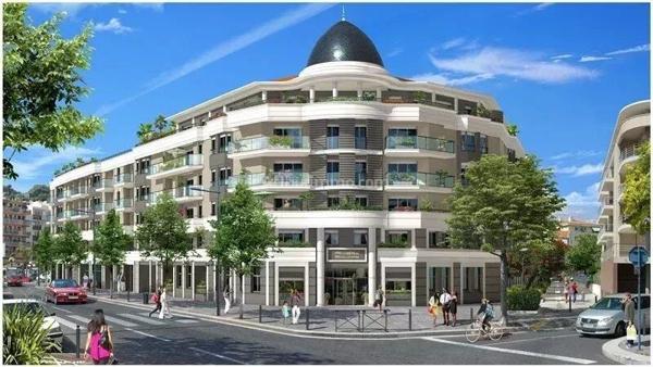 Location                                                      Parking
                        
                                                            à Cagnes-sur-Mer