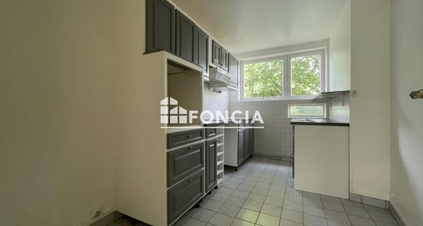 Location Appartement 3 pièces 69.38 m² - Montesson 78360