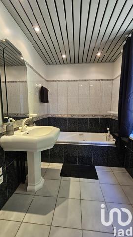 Maison à vendre 7 pièces 226 m² Châtenay-sur-Seine