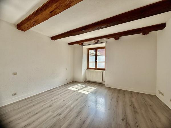 Maison 7 pièces 160m2 avec Cour 2 logements Centre ville 275 000 € H.A.I.*