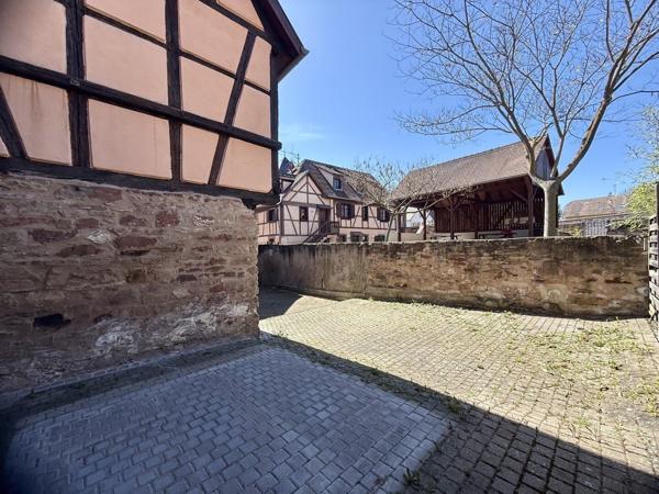 Maison 7 pièces 160m2 avec Cour 2 logements Centre ville 275 000 € H.A.I.*