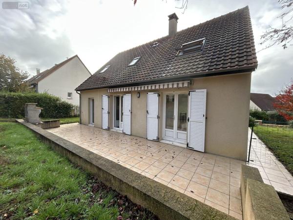 Maison à vendre à Aigné dans la Sarthe (72650), ref : SL-72021-487