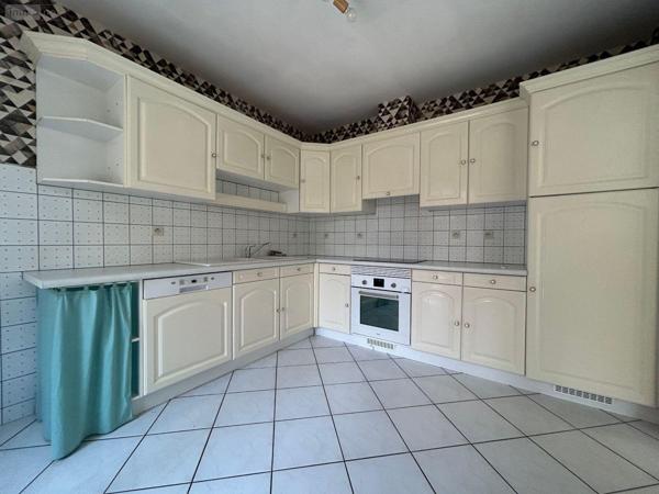 Maison à vendre à Aigné dans la Sarthe (72650), ref : SL-72021-487