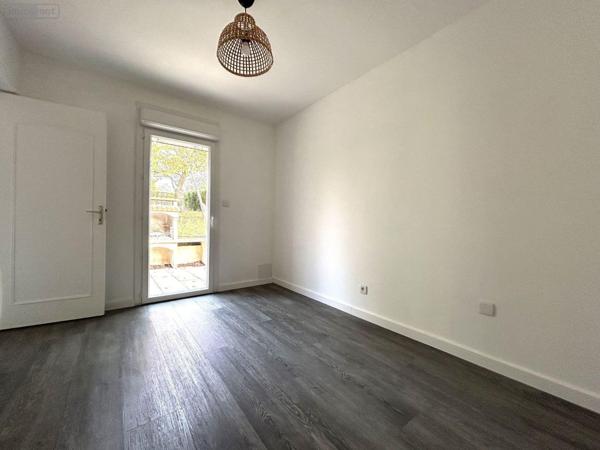 Maison à vendre à Aigné dans la Sarthe (72650), ref : SL-72021-487