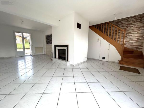 Maison à vendre à Aigné dans la Sarthe (72650), ref : SL-72021-487