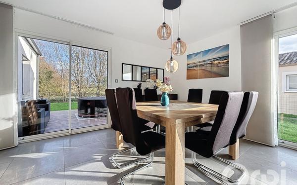 Maison à vendre    4 pièces • 106 m2 La Garnache