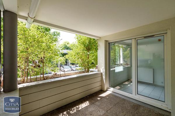 Appartement à vendre 3 pièces 69m² Saint-Martin-d'Hères (38400)
