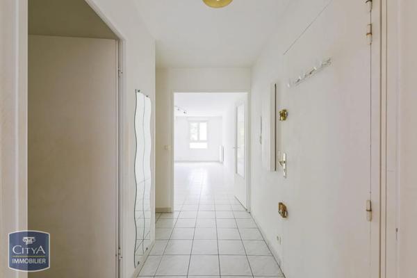 Appartement à vendre 3 pièces 69m² Saint-Martin-d'Hères (38400)