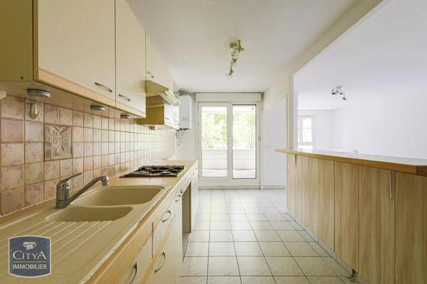 Appartement à vendre 3 pièces 69m² Saint-Martin-d'Hères (38400)
