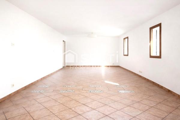 Cocon familial avec possibilité 4 chambres.