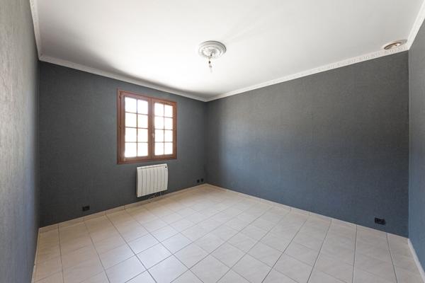 Pavillon avec piscine proche Lagny