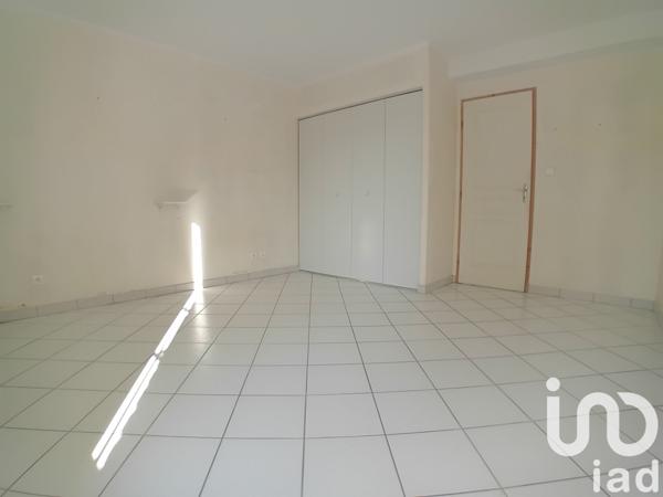 Longère 4 pièces de 108 m² à Néris-les-Bains (03310)