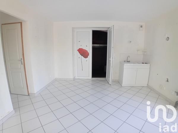 Longère 4 pièces de 108 m² à Néris-les-Bains (03310)