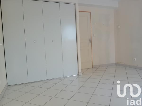 Longère 4 pièces de 108 m² à Néris-les-Bains (03310)