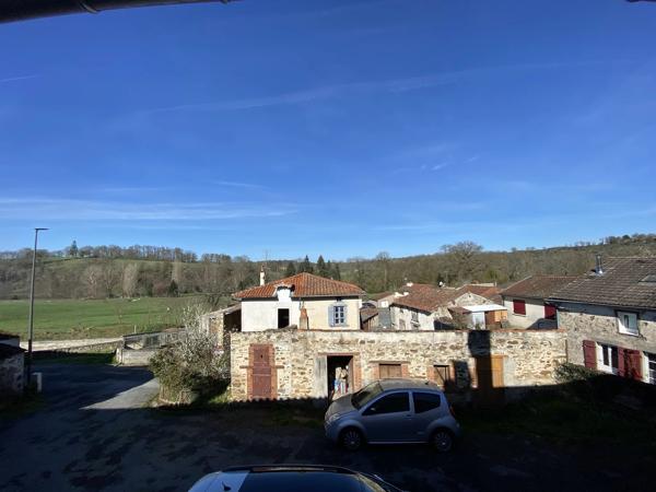 Jolie maison de hameau avec une autre maison à rénover tout proche de Bellac
