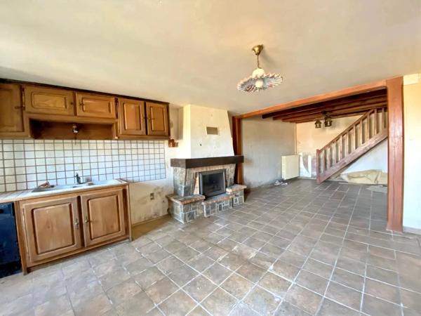 Jolie maison de hameau avec une autre maison à rénover tout proche de Bellac