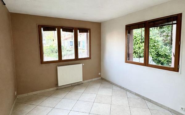 Appartement à vendre    2 pièces • 43 m2 Caluire-et-Cuire