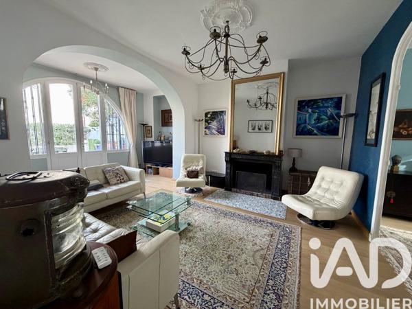 Maison à vendre 9 pièces 220 m² Toulon