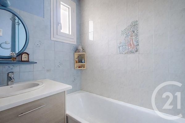 Appartement F3 à vendre  3 pièces - 72,71 m2 EMERAINVILLE - 77