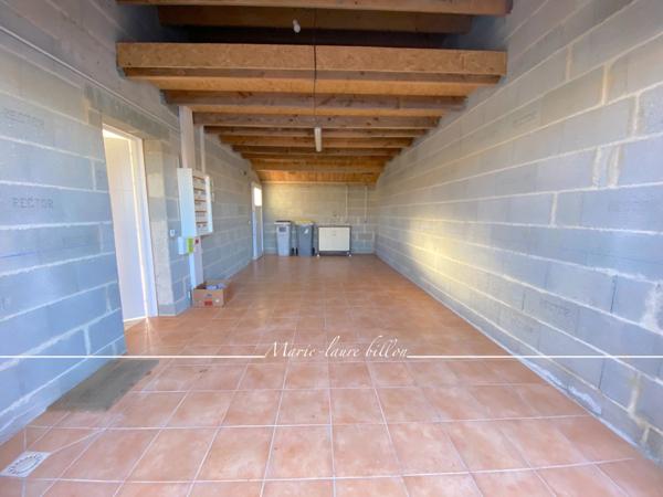 Maison à vendre 3 pièces LE FENOUILLER (85) avec garage, du stationnement, jardin clos, parcelle de 350 m2.