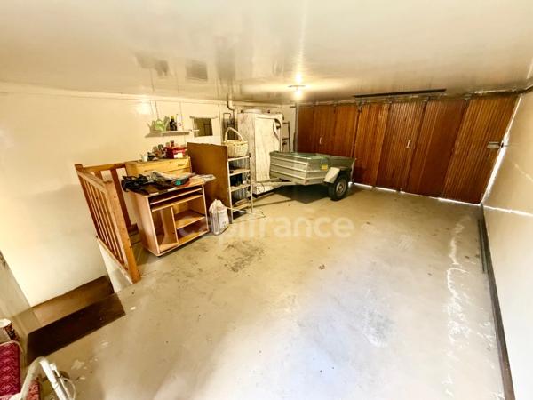 EXCLUSIVITÉ - Maison d'architecte à vendre 8 pièces CARHAIX PLOUGUER (29)