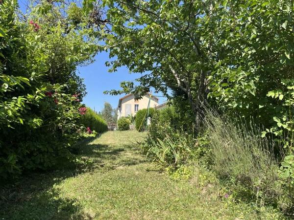 Maison à vendre |  Magnac-Laval |  6 pièces | 130 m²