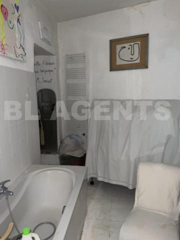 APPARTEMENT 81 M² A RENOVER