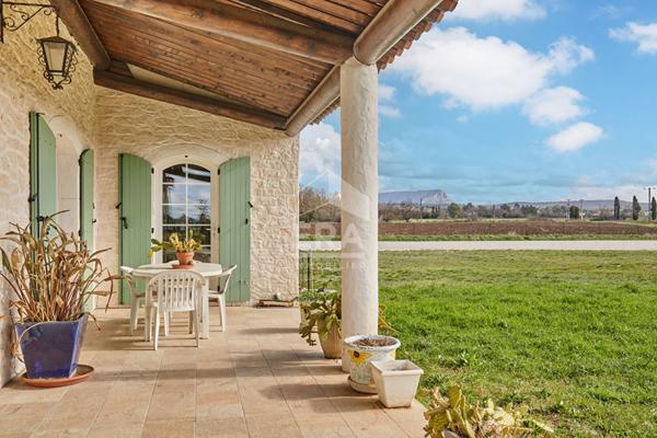 MAISON INDIVIDUELLE SUR PARCELLE DE 13 000M²