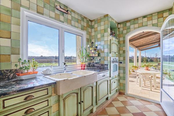 MAISON INDIVIDUELLE SUR PARCELLE DE 13 000M²